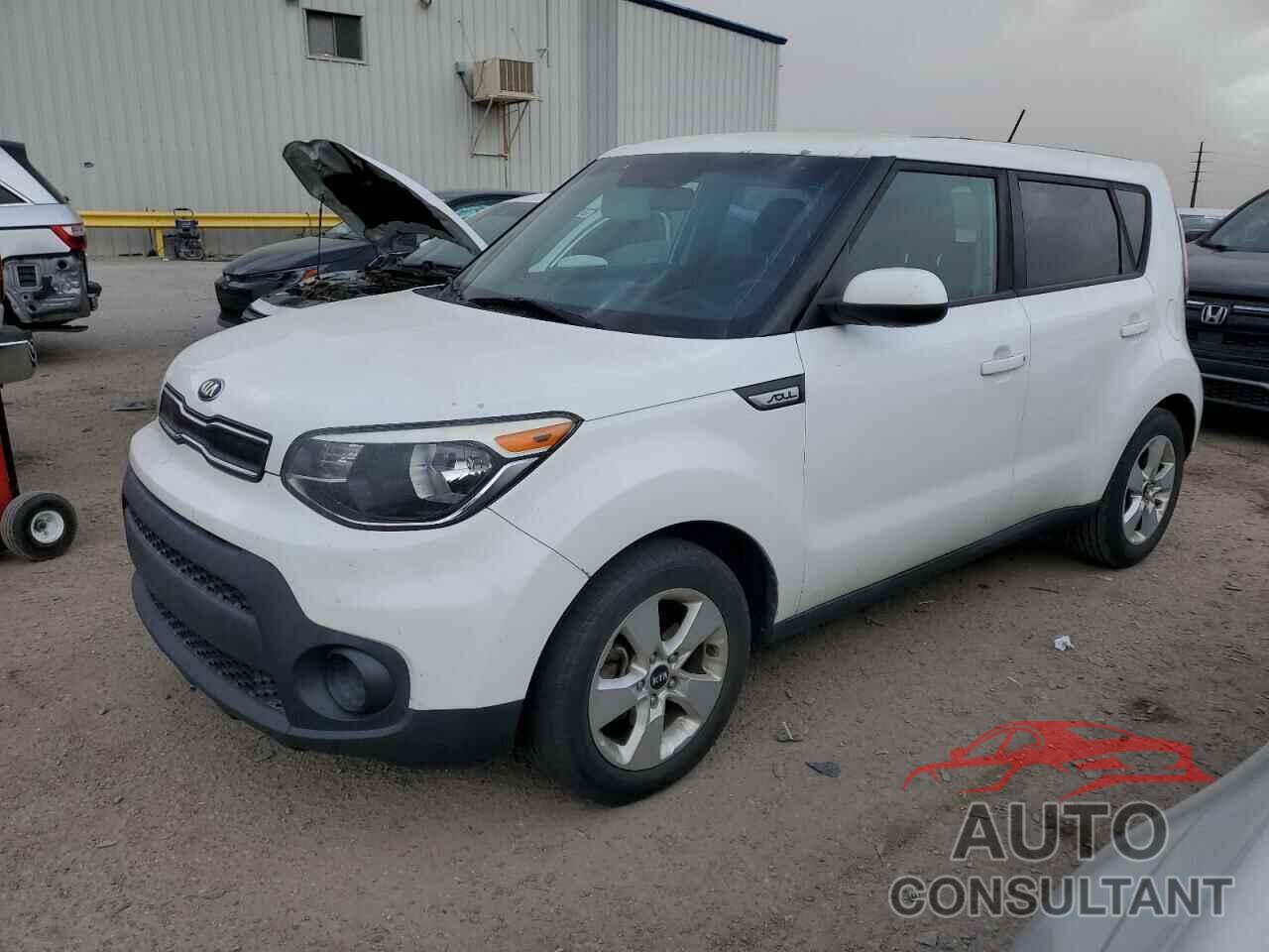 KIA SOUL 2017 - KNDJN2A2XH7496560