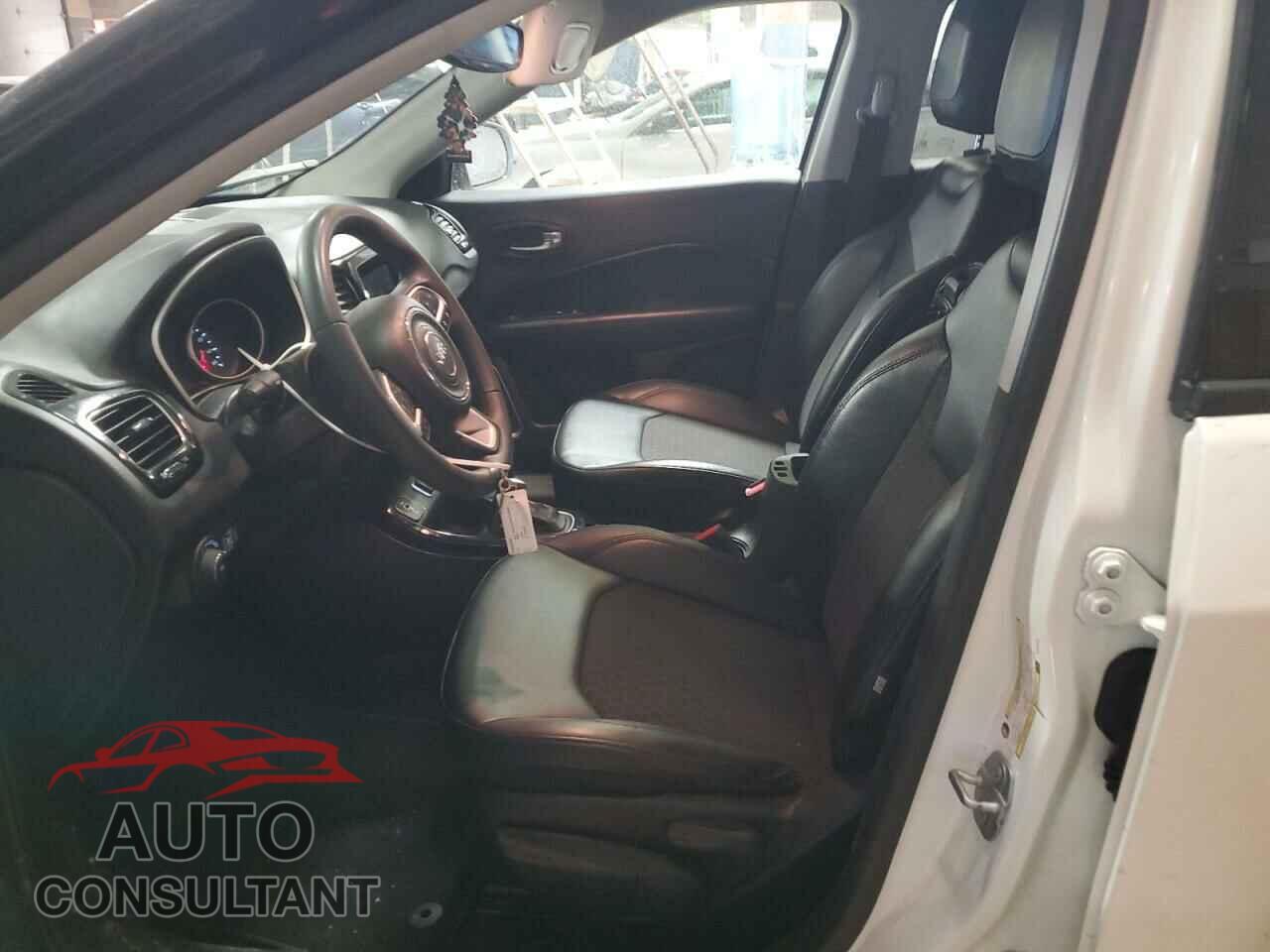 JEEP COMPASS 2021 - 3C4NJCBB2MT587345