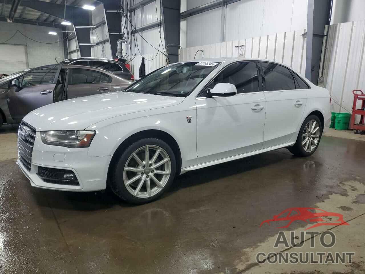 AUDI A4 2014 - WAUKFAFL0EN007181