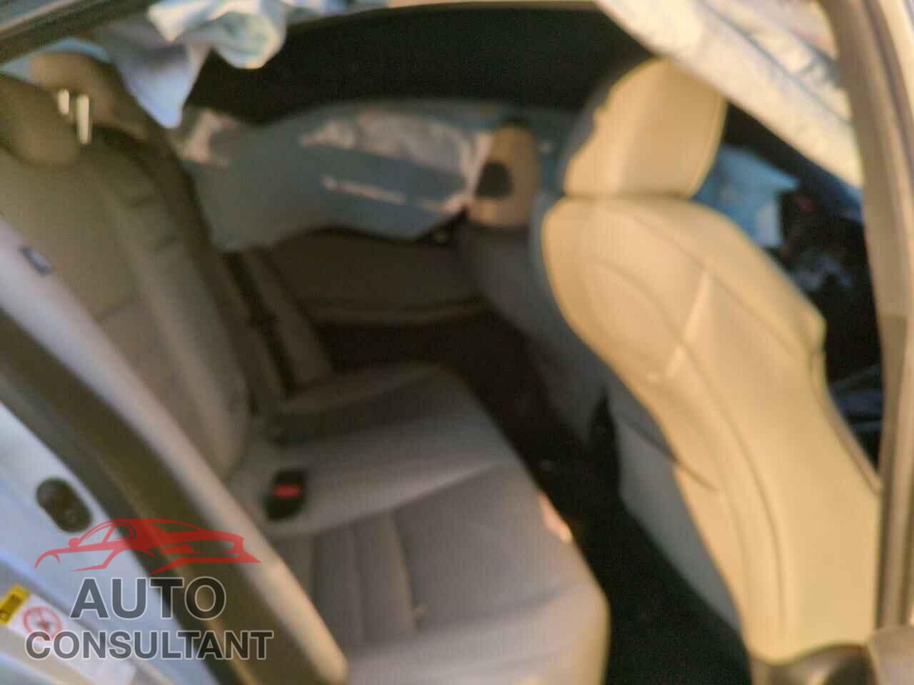 LEXUS IS 2014 - JTHCF1D23E5010267