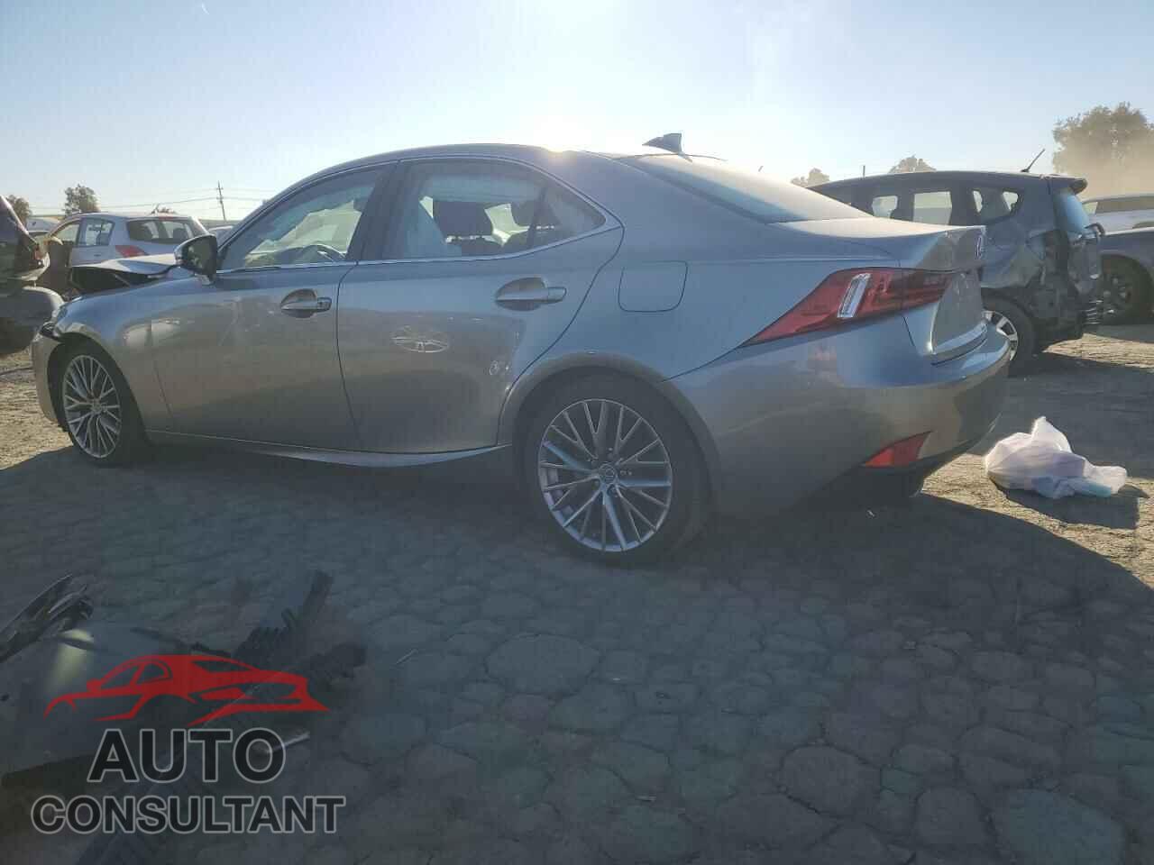 LEXUS IS 2014 - JTHBF1D21E5042534