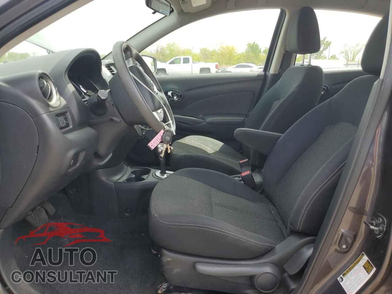 NISSAN VERSA 2015 - 3N1CN7AP0FL930210