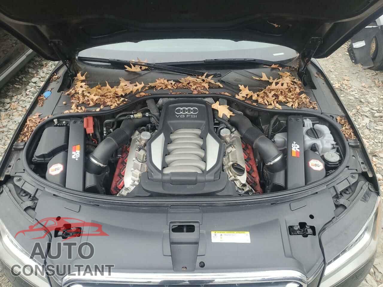 AUDI A8 2012 - WAURVAFD6CN010884