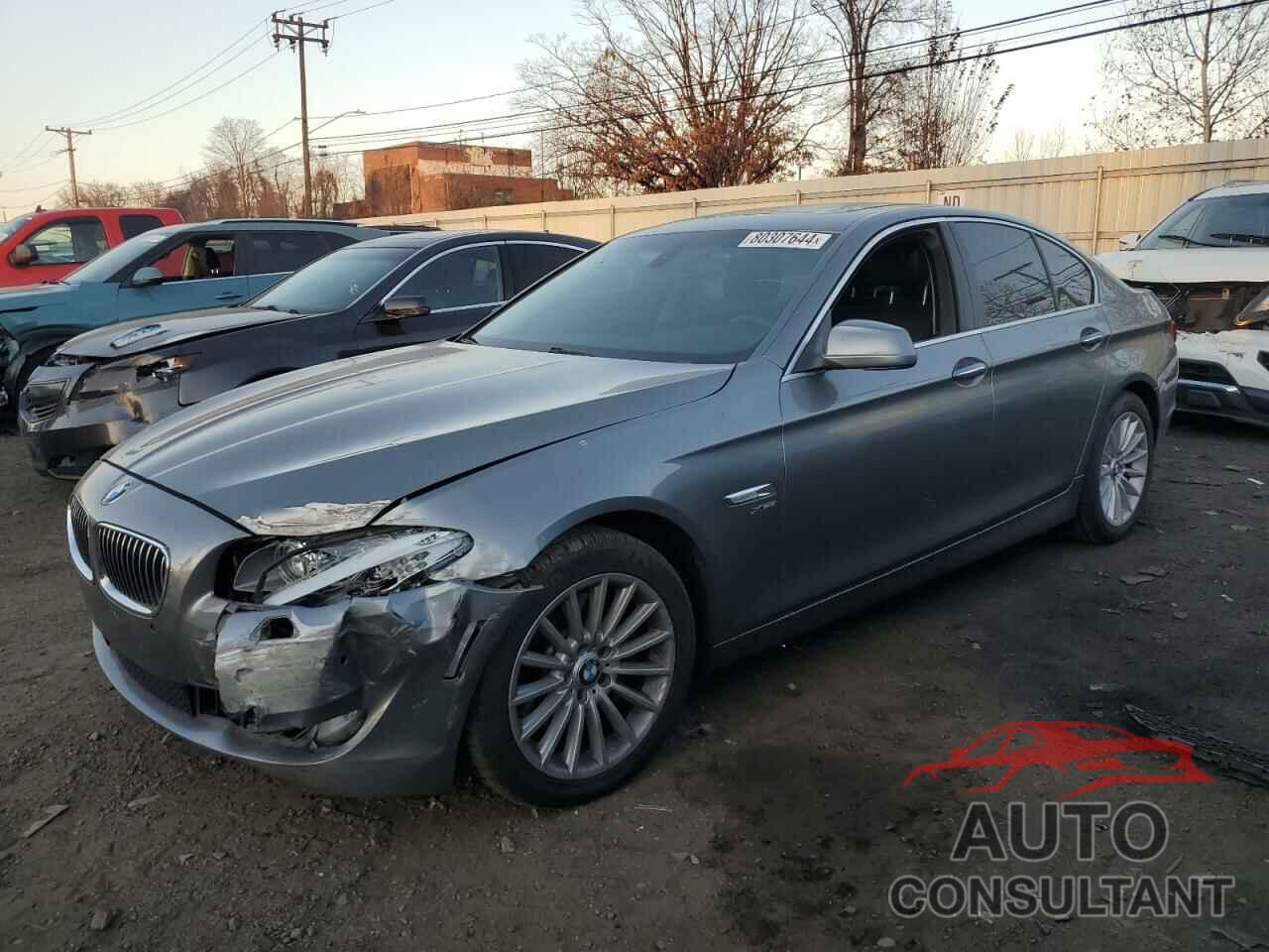 BMW 5 SERIES 2012 - WBAFU7C5XCDU57827