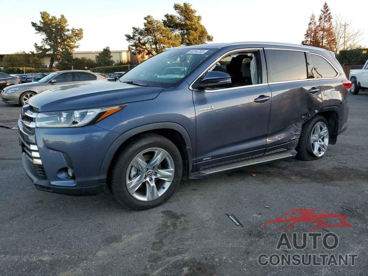 TOYOTA HIGHLANDER 2019 - 5TDDGRFH7KS053776