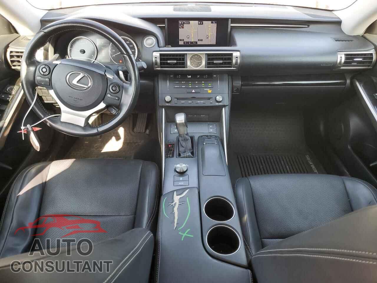 LEXUS IS 2015 - JTHCF1D28F5021122