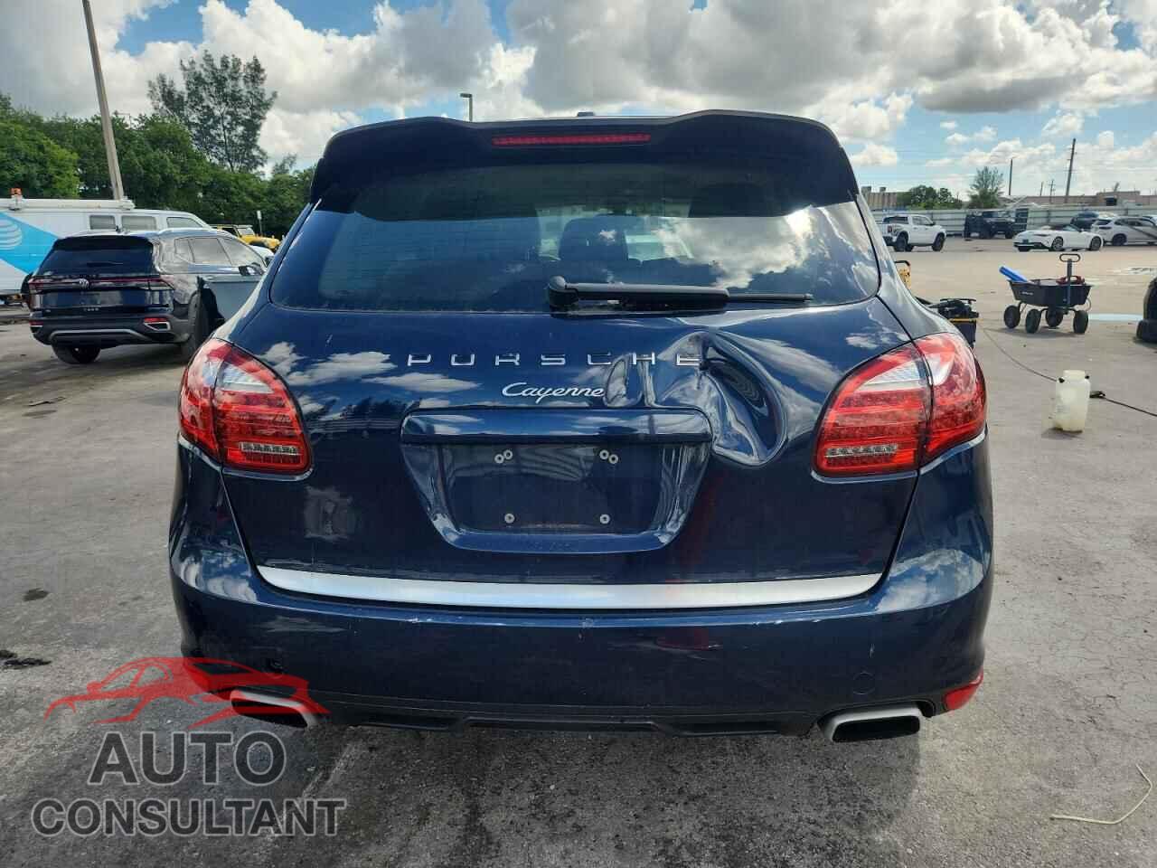 PORSCHE CAYENNE 2011 - WP1AA2A23BLA01169