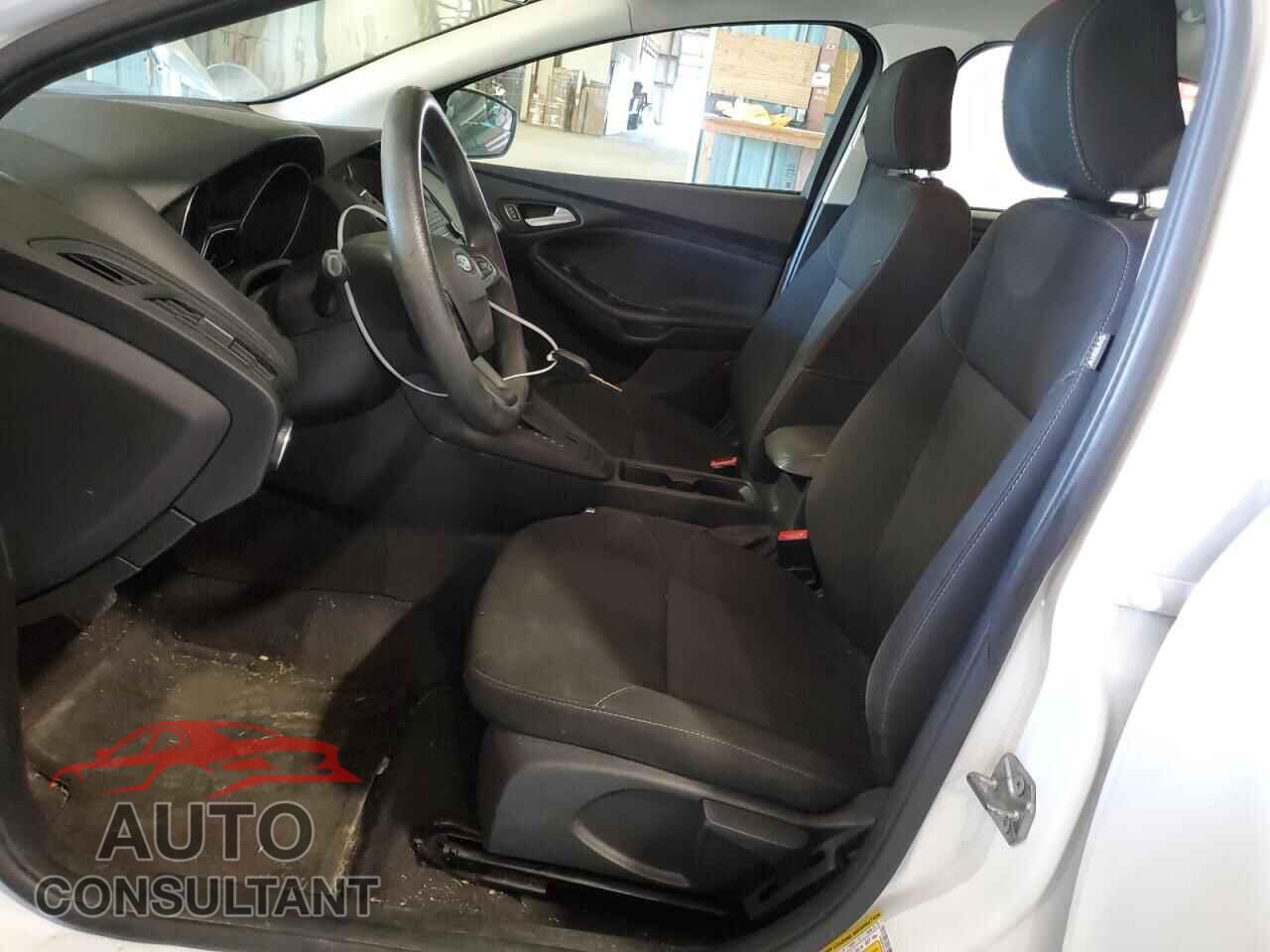 FORD FOCUS 2017 - 1FADP3F2XHL309272