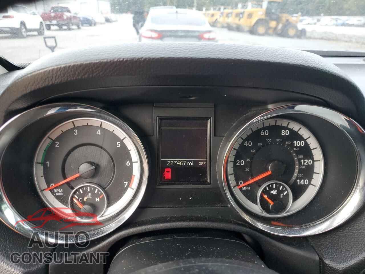 DODGE DURANGO 2013 - 1C4RDHAG7DC678495