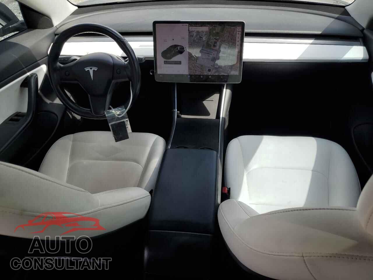 TESLA MODEL 3 2018 - 5YJ3E1EB0JF099209