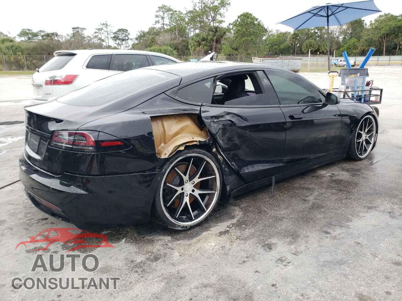 TESLA MODEL S 2022 - 5YJSA1E53NF488854