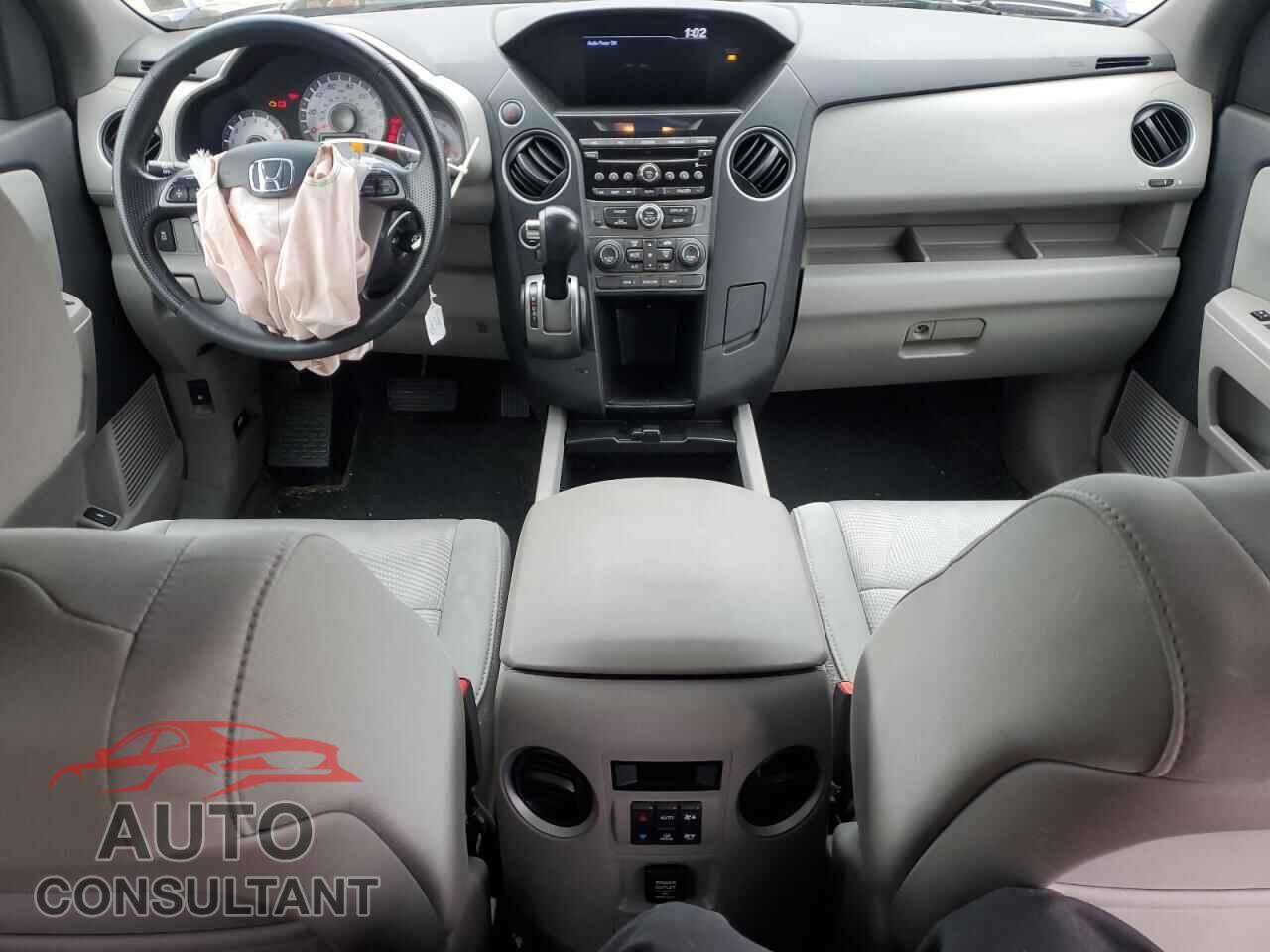 HONDA PILOT 2013 - 5FNYF4H27DB071685