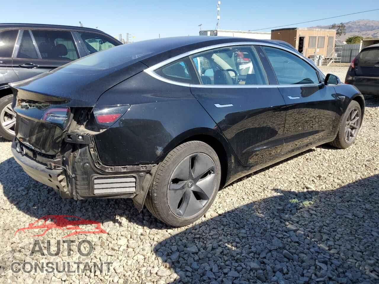 TESLA MODEL 3 2018 - 5YJ3E1EA4JF038050