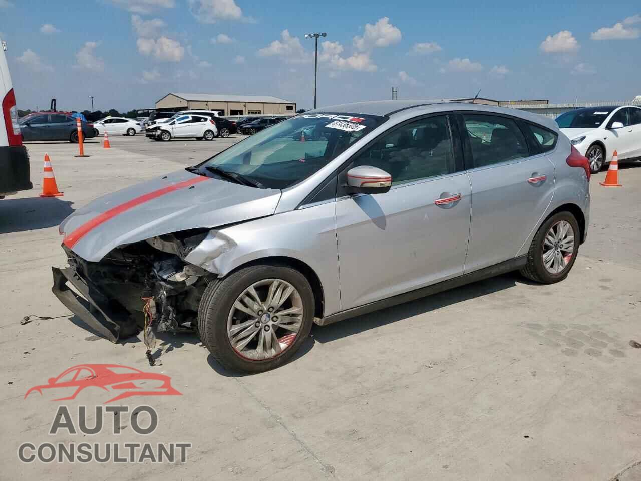 FORD FOCUS 2012 - 1FAHP3M21CL333487