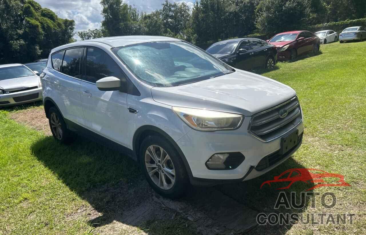 FORD ESCAPE 2017 - 1FMCU0G97HUE84609