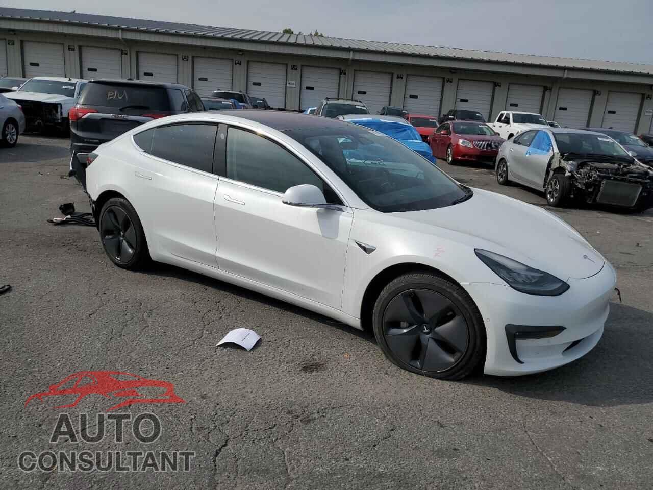 TESLA MODEL 3 2018 - 5YJ3E1EA5JF035318
