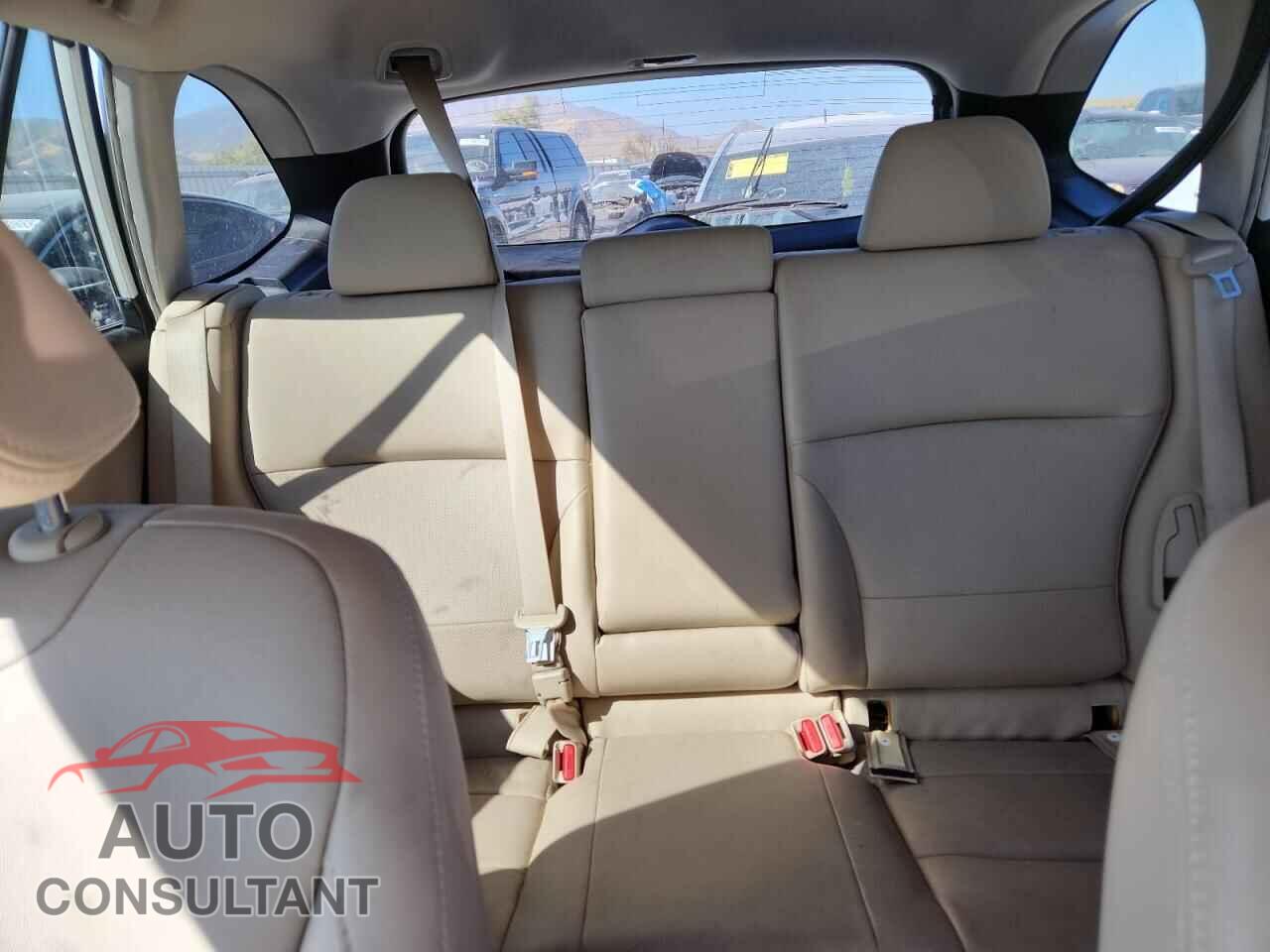 SUBARU OUTBACK 2017 - 4S4BSANC2H3346357