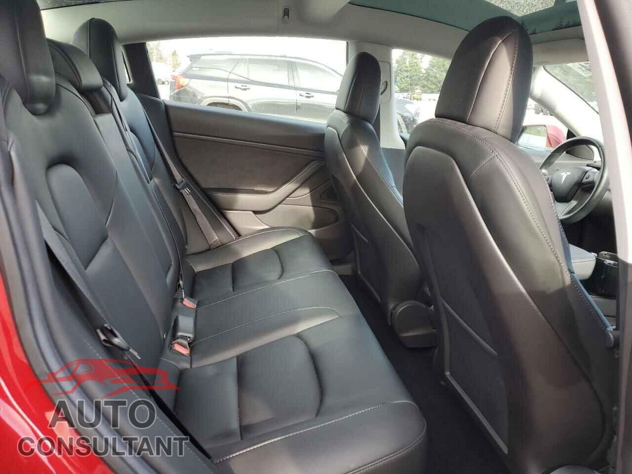 TESLA MODEL 3 2019 - 5YJ3E1EB0KF212660
