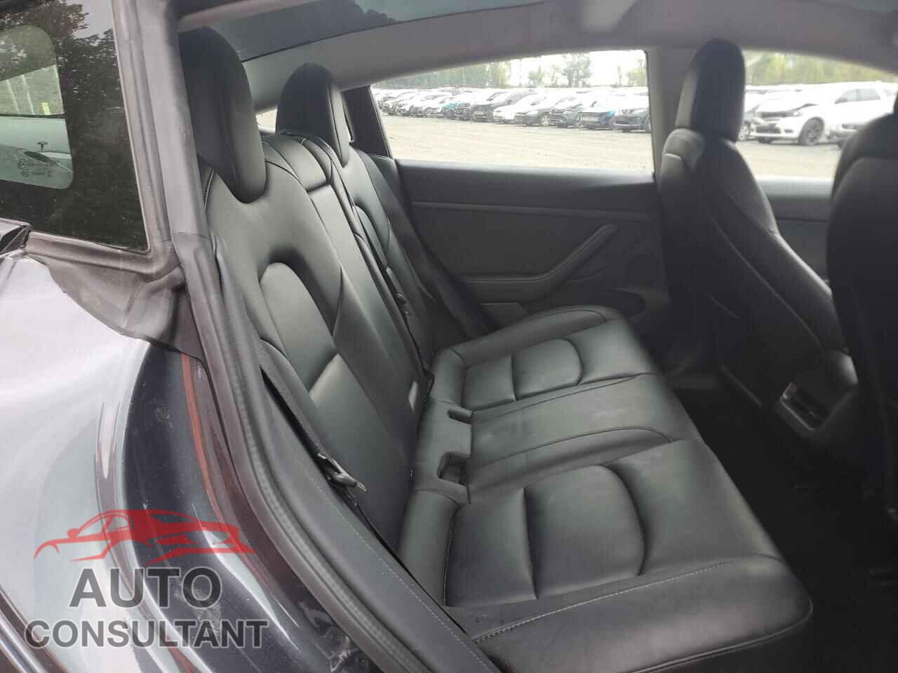 TESLA MODEL 3 2022 - 5YJ3E1EB2NF271844