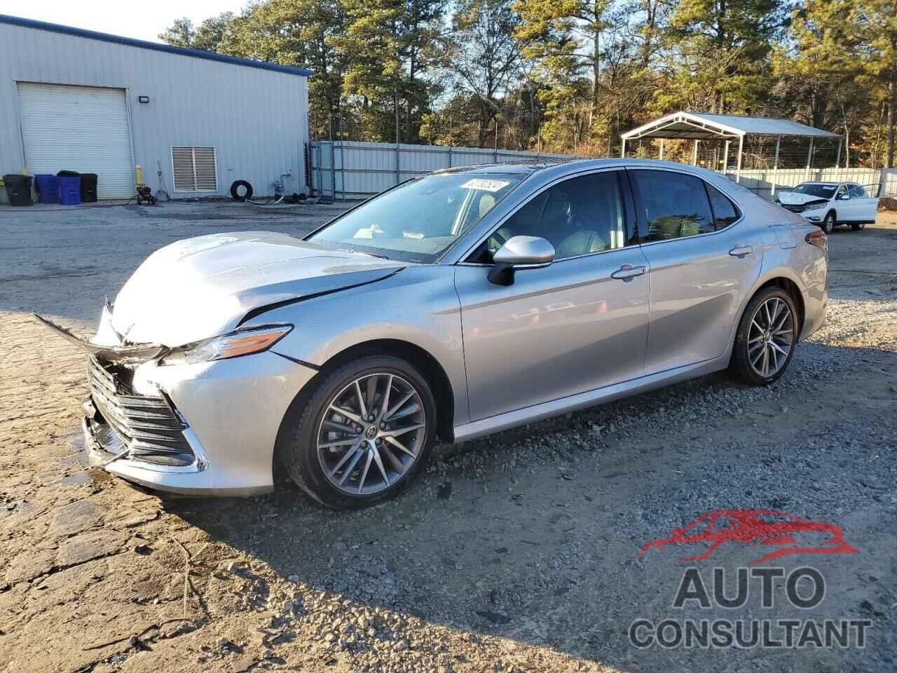 TOYOTA CAMRY 2021 - 4T1F11AKXMU552063