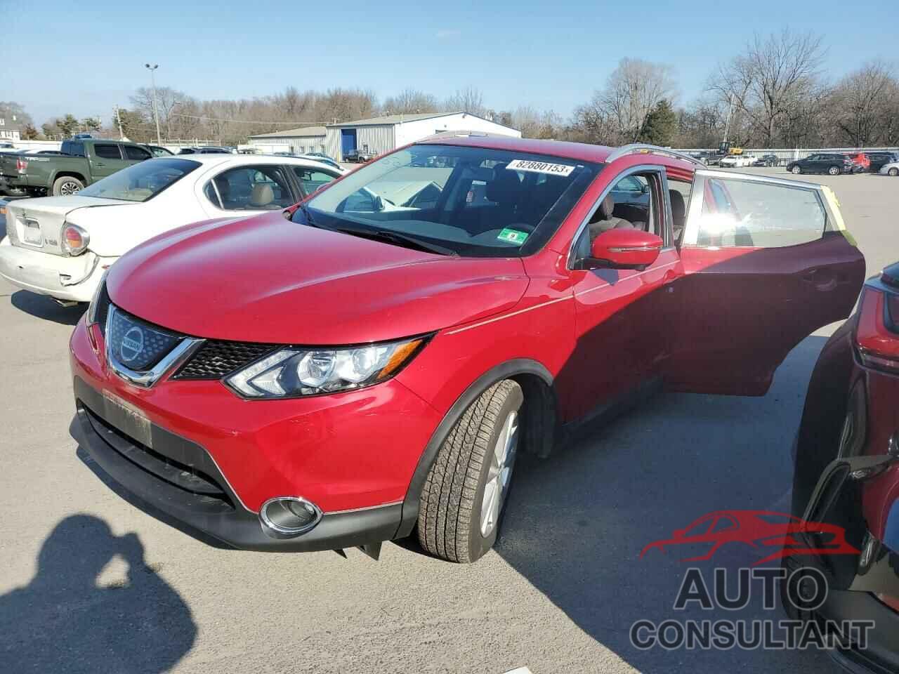 NISSAN ROGUE 2018 - JN1BJ1CR9JW267256