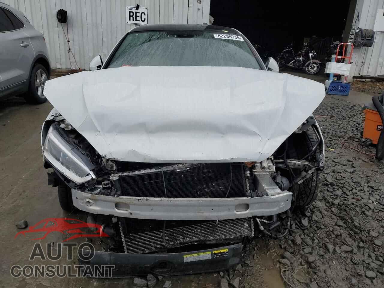 AUDI A5 2018 - WAUCNCF51JA074460