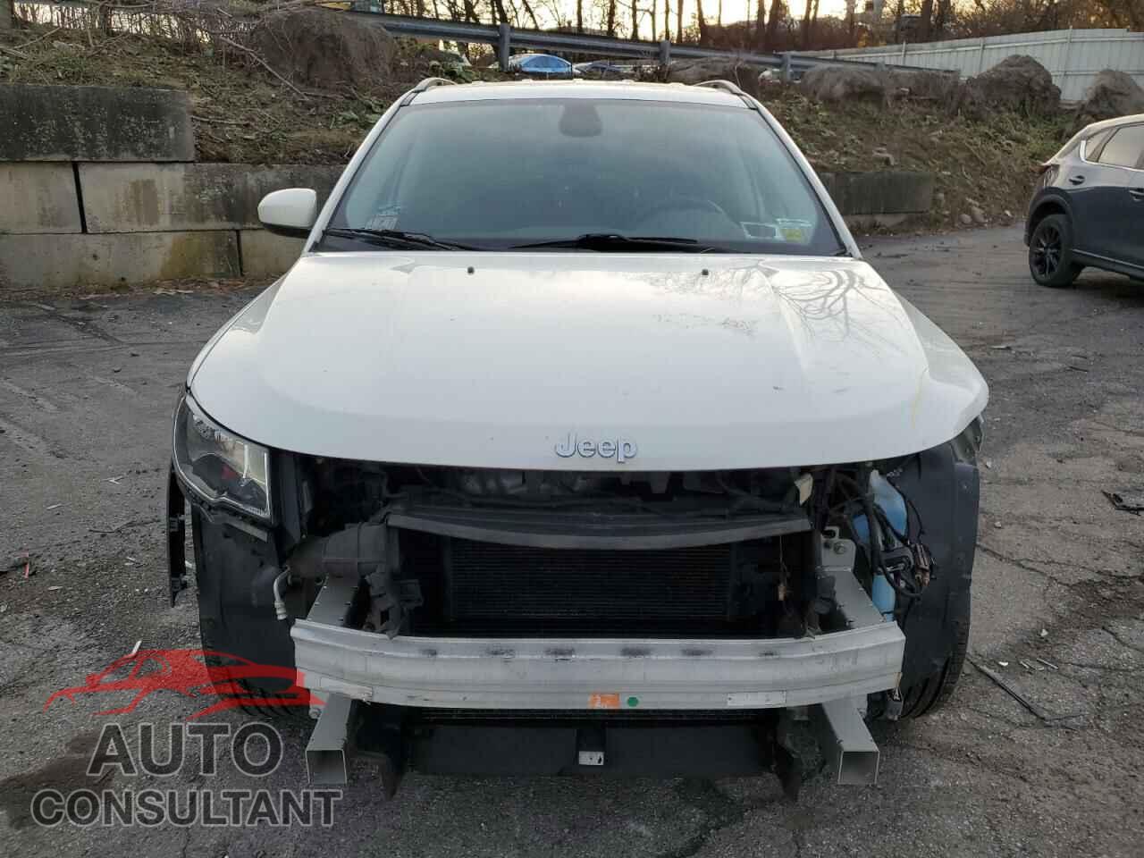 JEEP COMPASS 2017 - 3C4NJDBB0HT665116