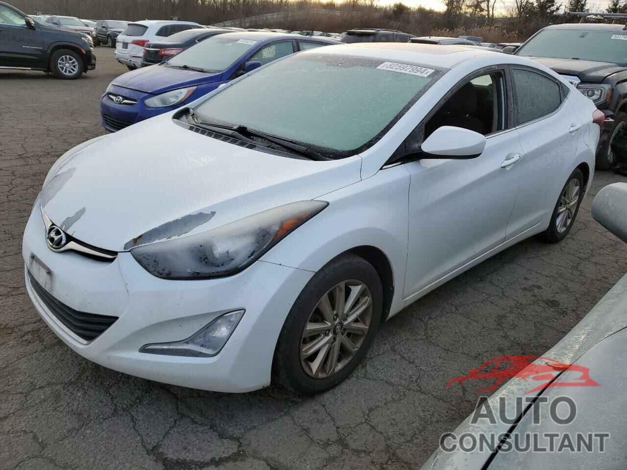 HYUNDAI ELANTRA 2015 - 5NPDH4AE4FH585690