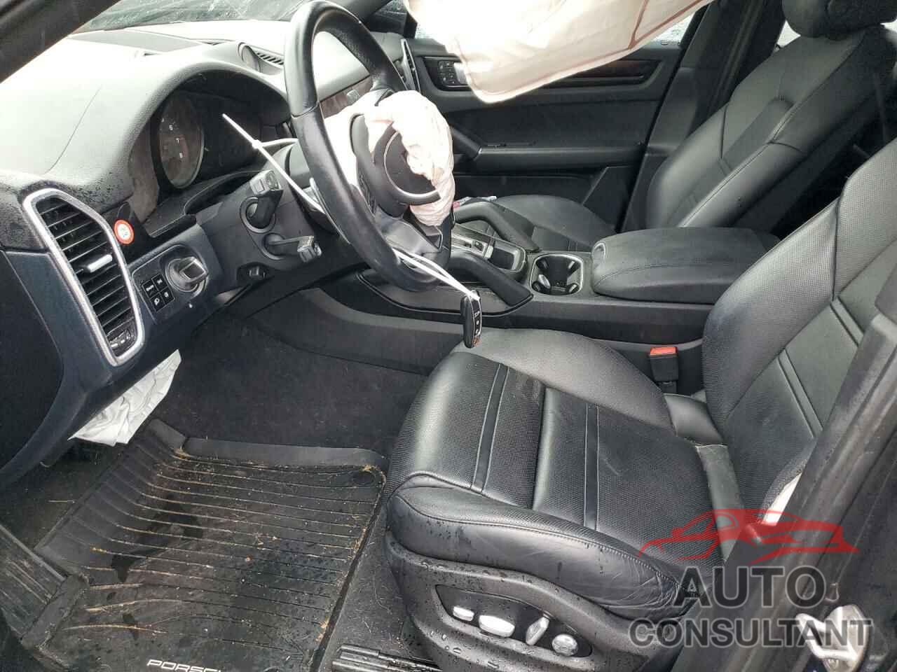 PORSCHE CAYENNE 2020 - WP1BA2AY9LDA46461
