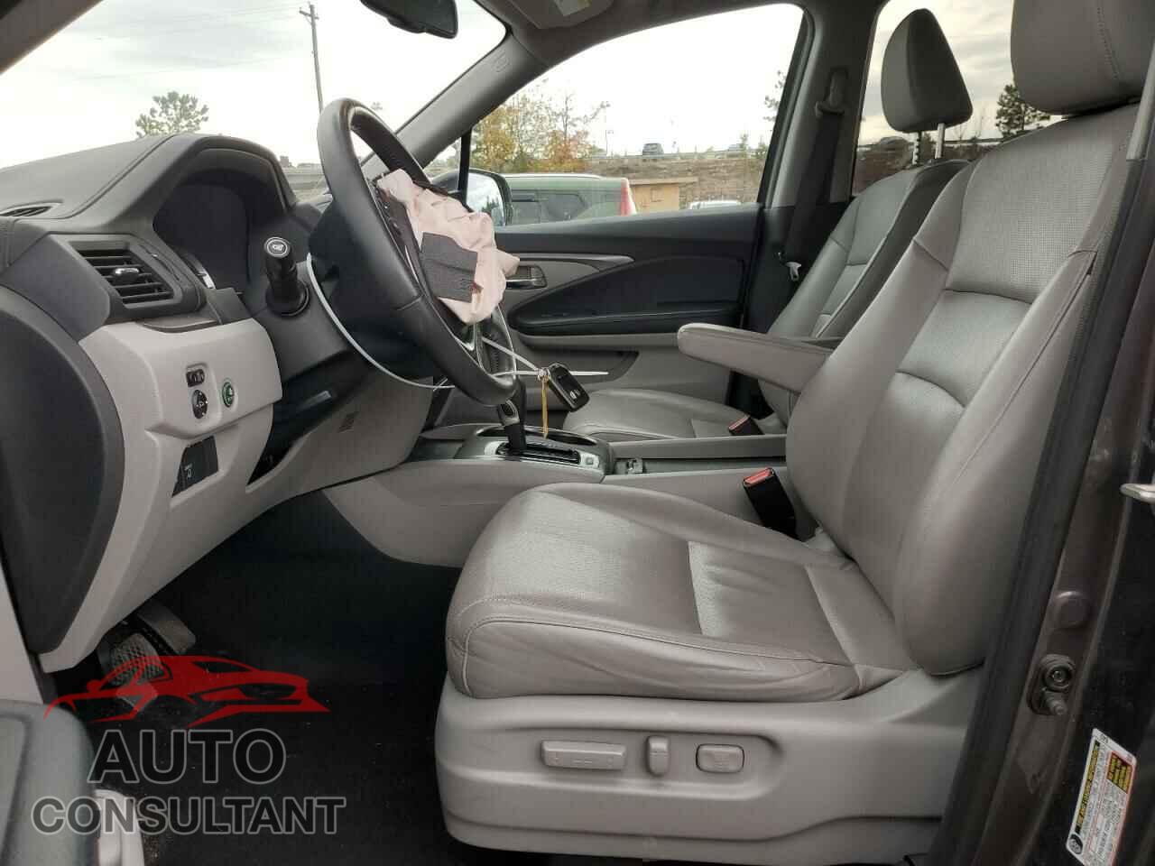 HONDA RIDGELINE 2017 - 5FPYK2F62HB010618