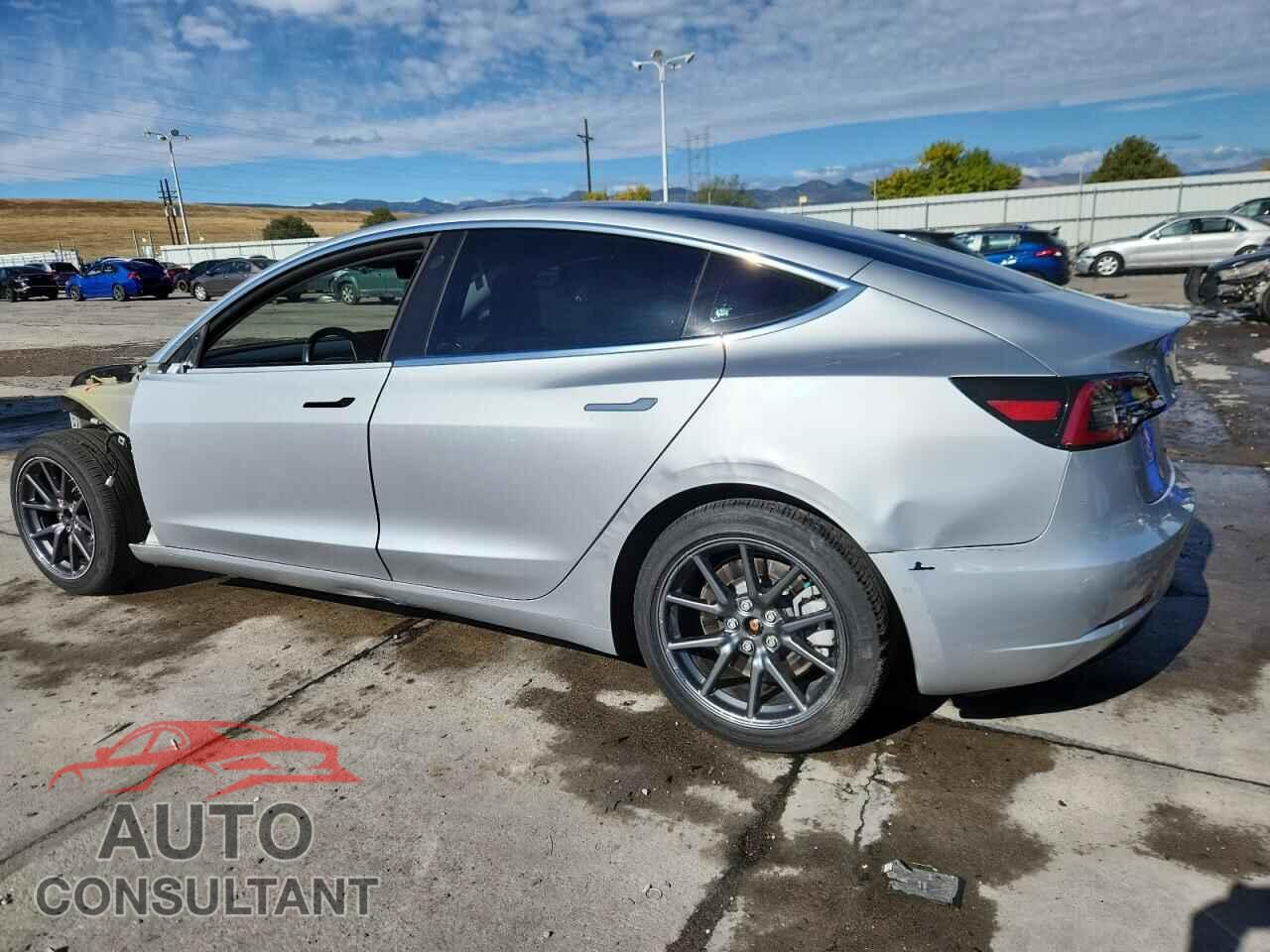 TESLA MODEL 3 2018 - 5YJ3E1EA4JF076541