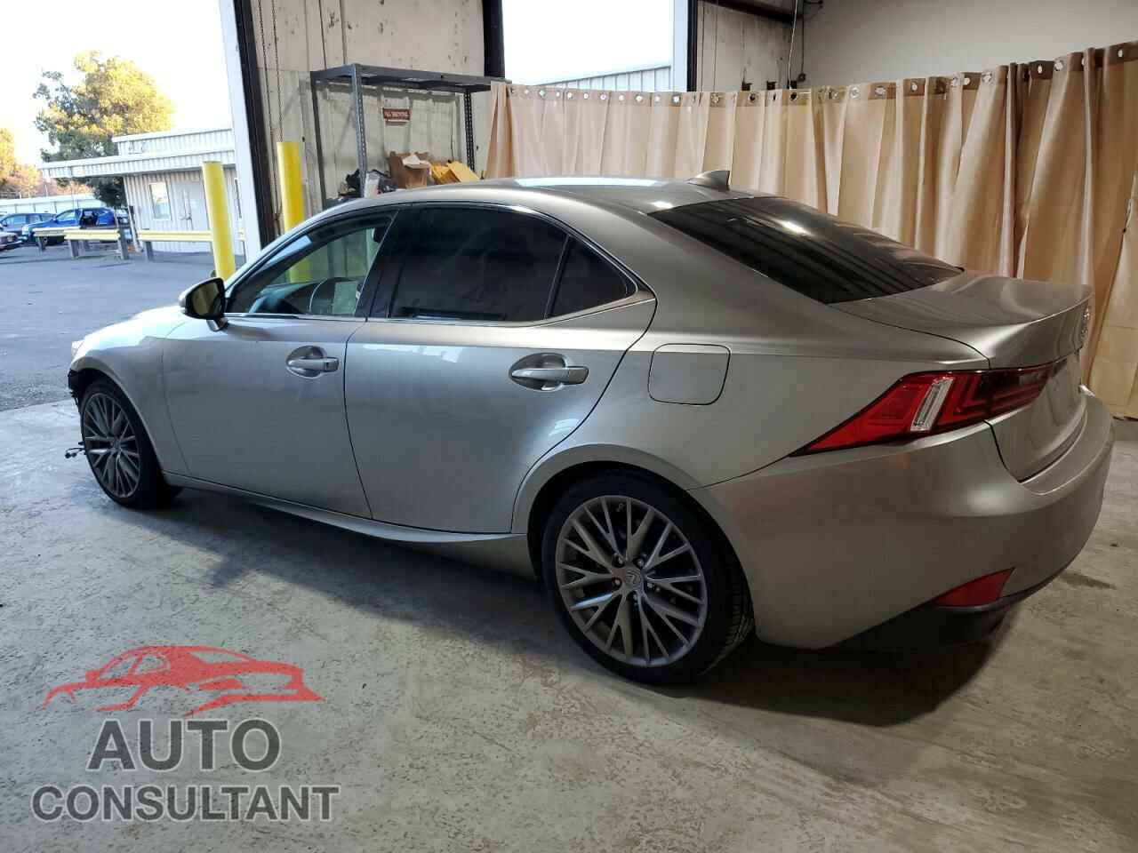 LEXUS IS 2014 - JTHBF1D2XE5038403