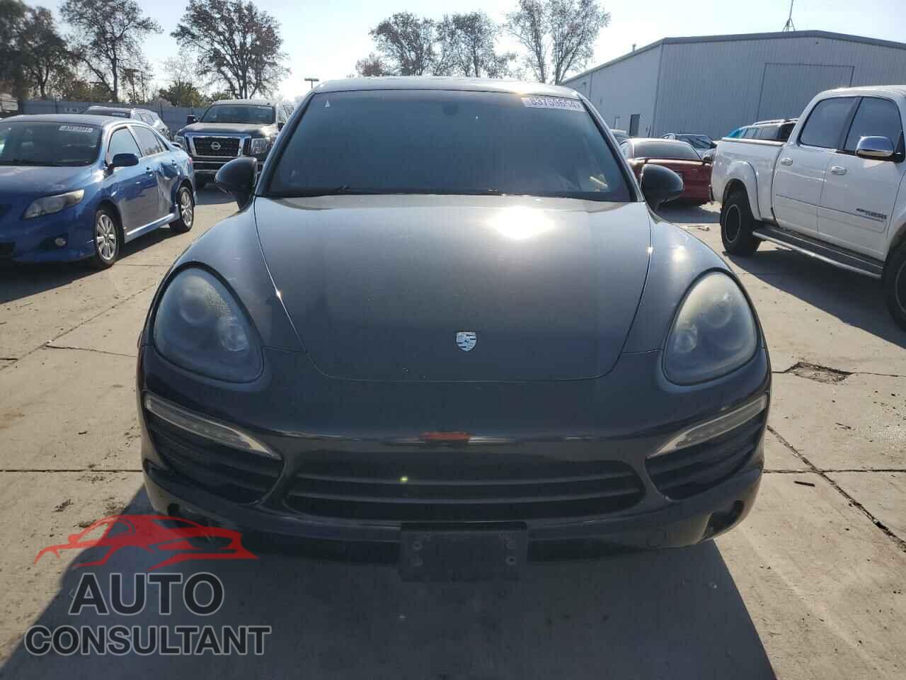 PORSCHE CAYENNE 2011 - WP1AA2A21BLA05544