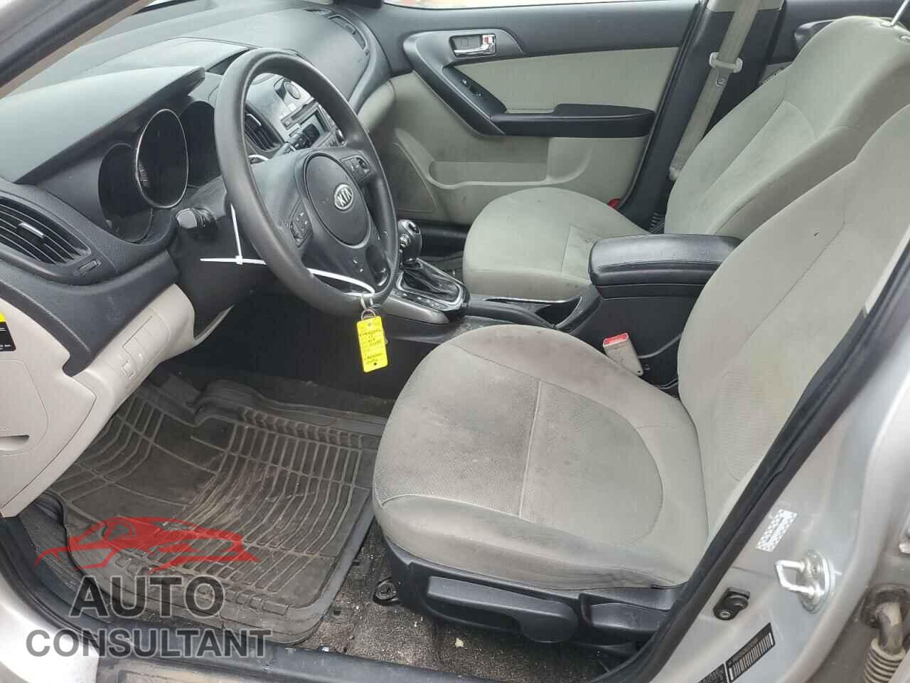 KIA FORTE 2013 - KNAFU5A28D5745998