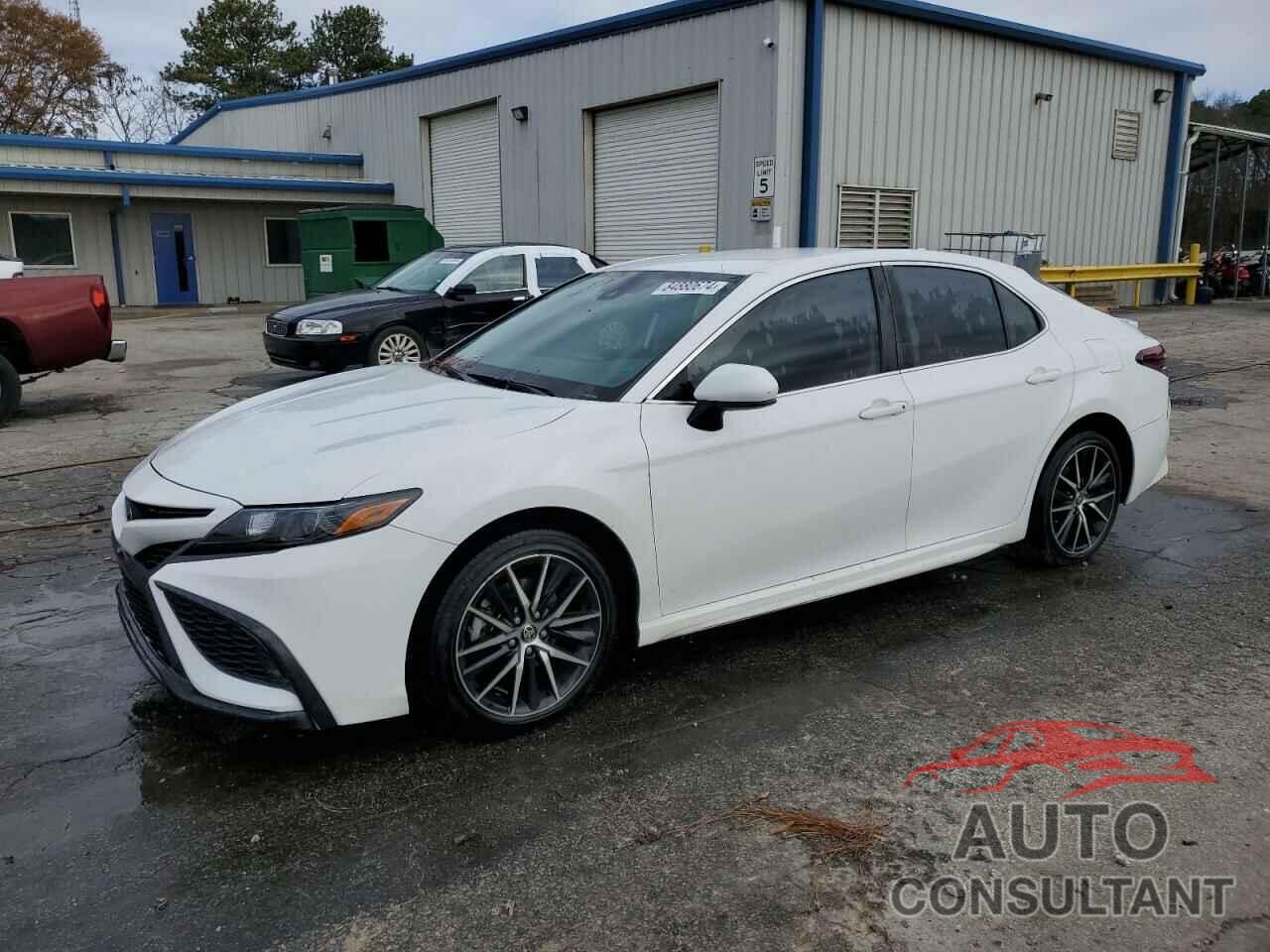 TOYOTA CAMRY 2021 - 4T1G11AK5MU565999