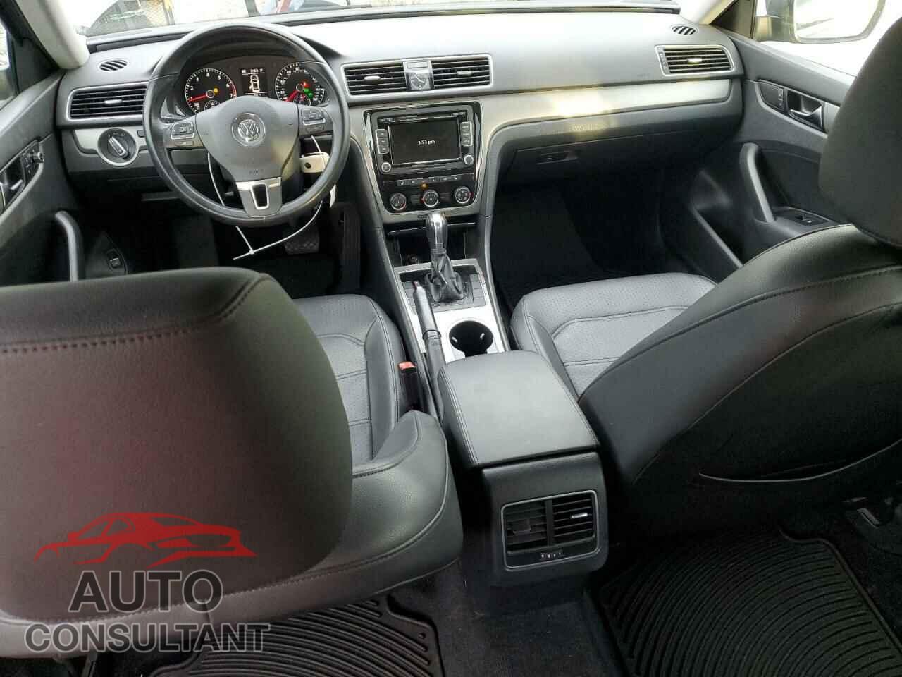 VOLKSWAGEN PASSAT 2014 - 1VWBP7A39EC004878