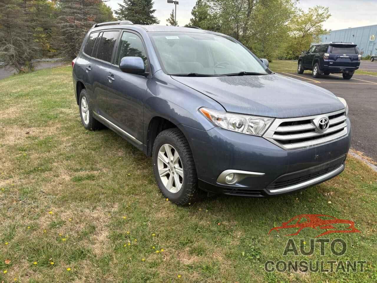 TOYOTA HIGHLANDER 2013 - 5TDBK3EH3DS238754