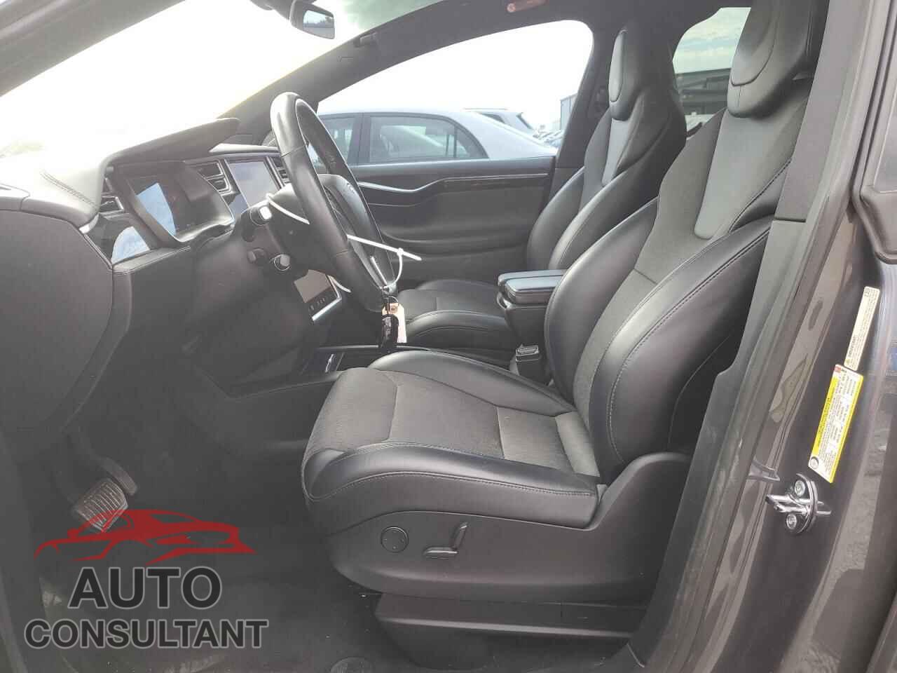 TESLA MODEL X 2017 - 5YJXCBE2XHF066029