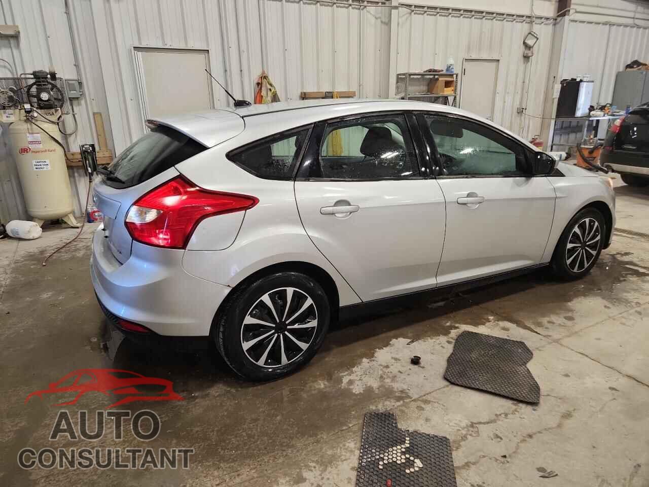 FORD FOCUS 2012 - 1FAHP3K25CL309888
