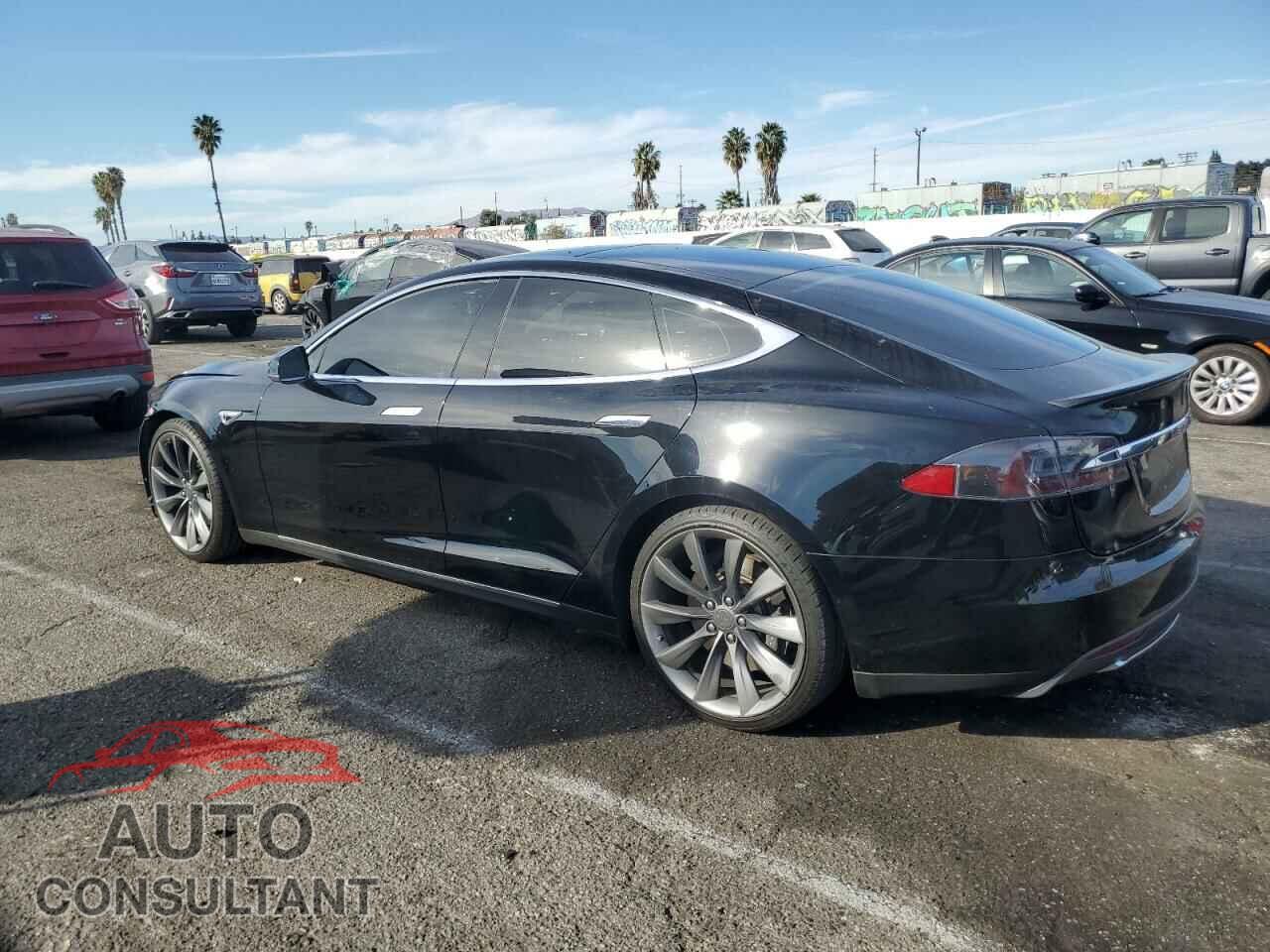 TESLA MODEL S 2014 - 5YJSA1H17EFP39691