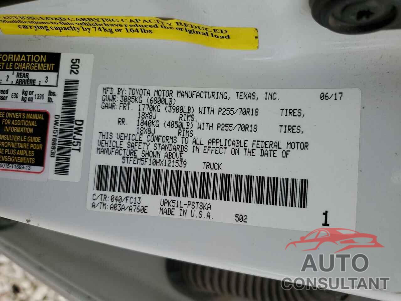 TOYOTA TUNDRA 2017 - 5TFEM5F10HX121539