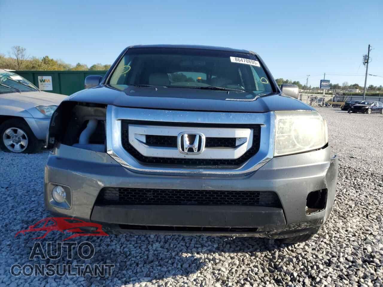 HONDA PILOT 2011 - 5FNYF4H9XBB059279