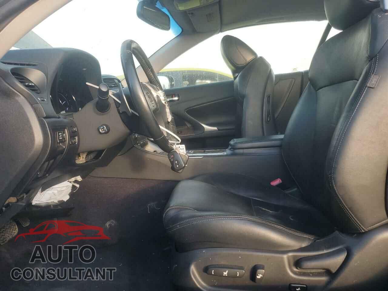 LEXUS IS 2011 - JTHFF2C28B2517070