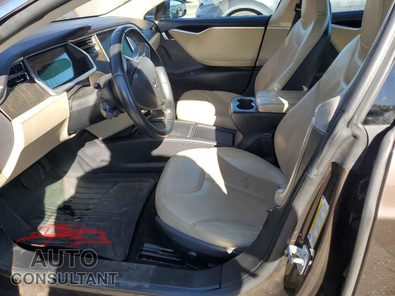 TESLA MODEL S 2013 - 5YJSA1CN1DFP05982