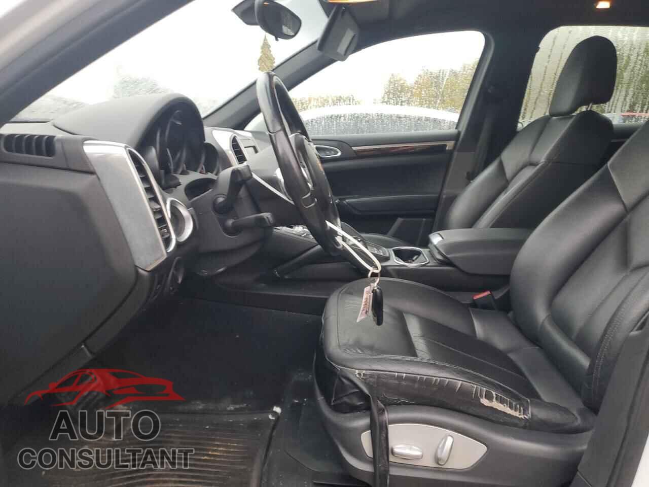 PORSCHE CAYENNE 2012 - WP1AA2A24CLA06155