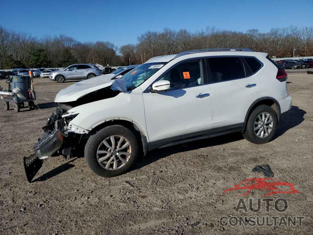 NISSAN ROGUE 2017 - KNMAT2MV3HP584510