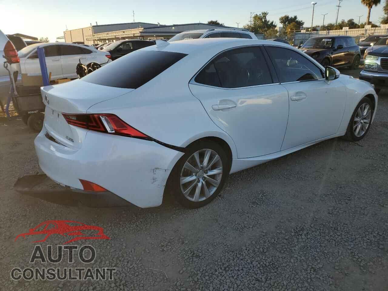 LEXUS IS 2015 - JTHBF1D29F5079333