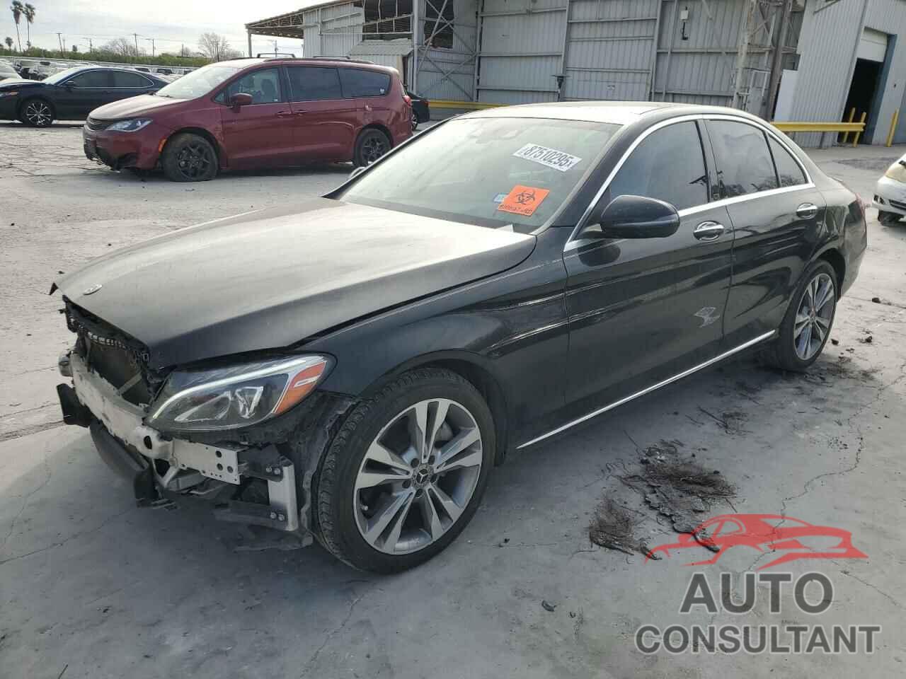 MERCEDES-BENZ C-CLASS 2018 - 55SWF4JB8JU243041