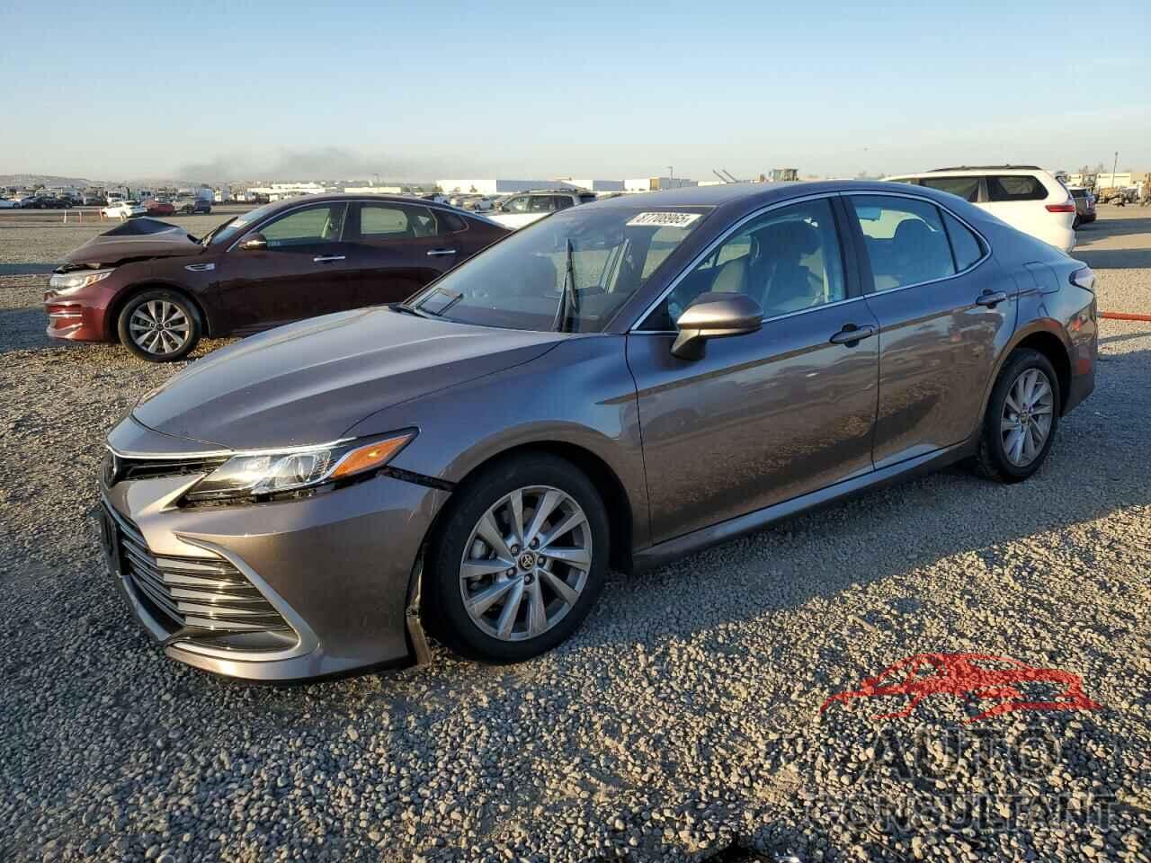 TOYOTA CAMRY 2024 - 4T1C11AK2RU230222