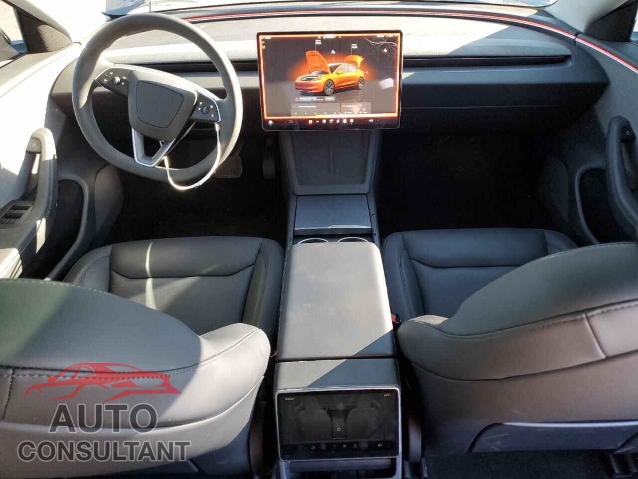 TESLA MODEL 3 2025 - 5YJ3E1EA2SF023838